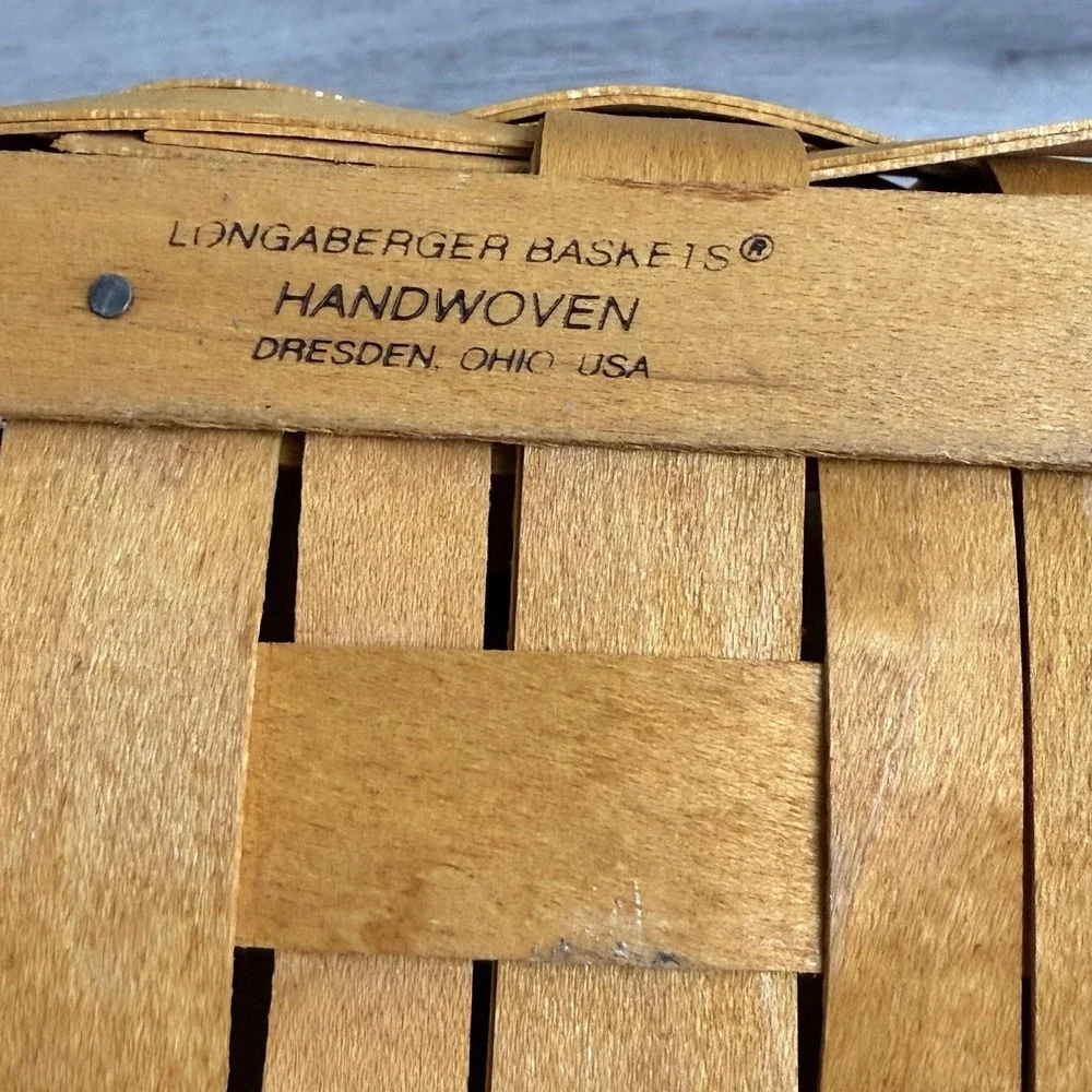 Longaberger 1997 Tissue Basket, Liner, & Lid